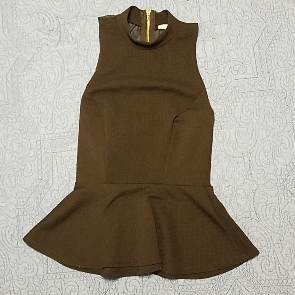 Charlotte Russell zip up top